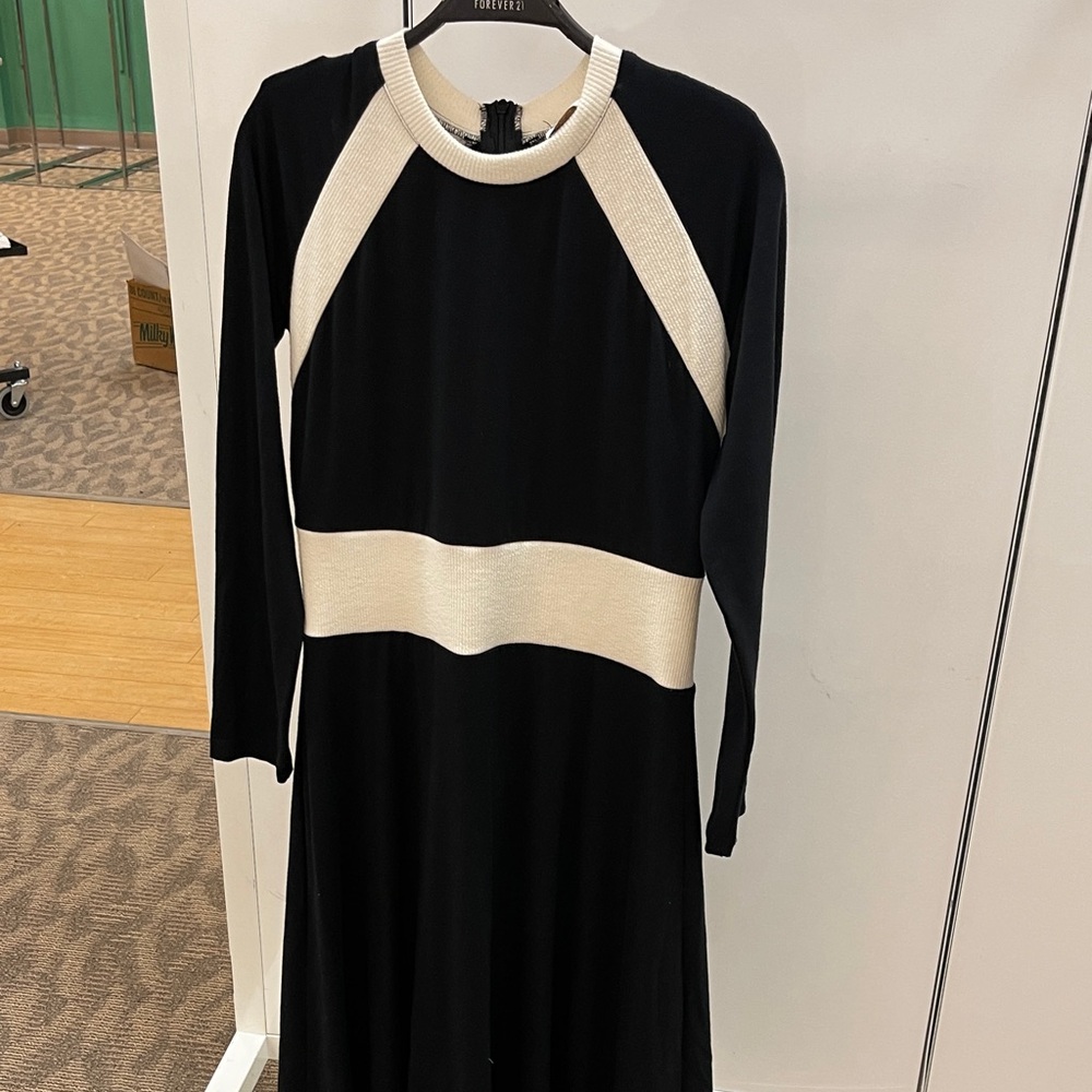 Elegant Black and White Dress